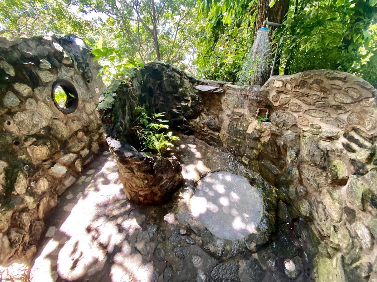 Butterfly Space- A Non-Profit Eco-Lodge Nkhata Bay Exterior photo