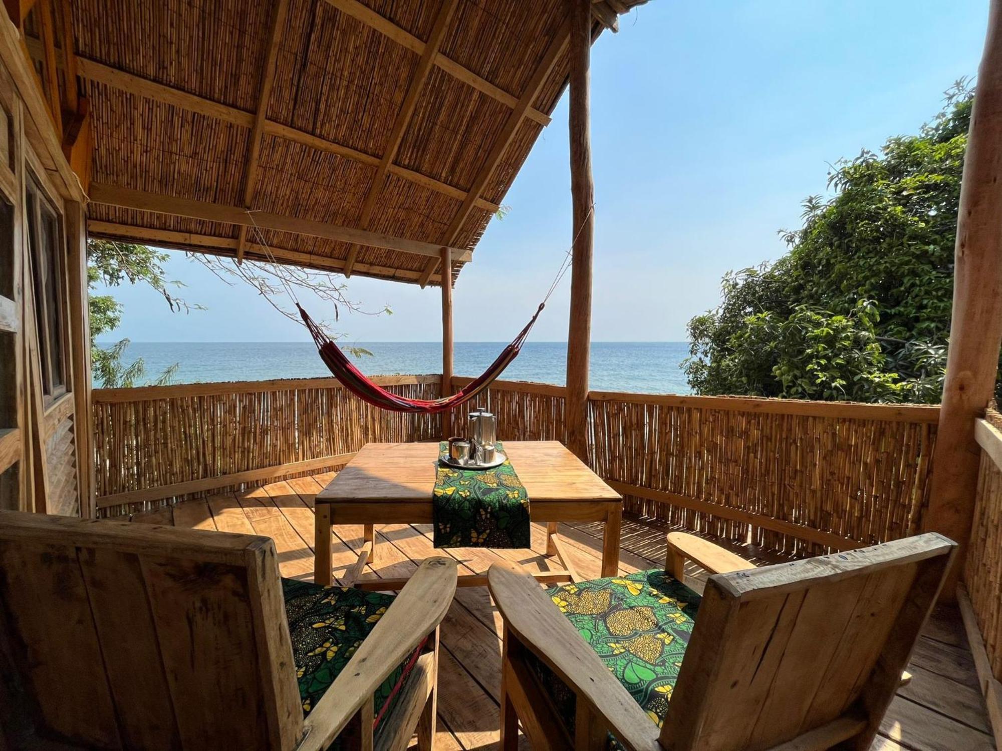 Butterfly Space- A Non-Profit Eco-Lodge Nkhata Bay Exterior photo